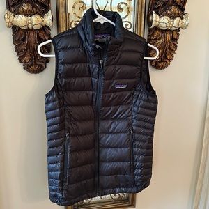 Women’s Patagonia black zip vest sz xs